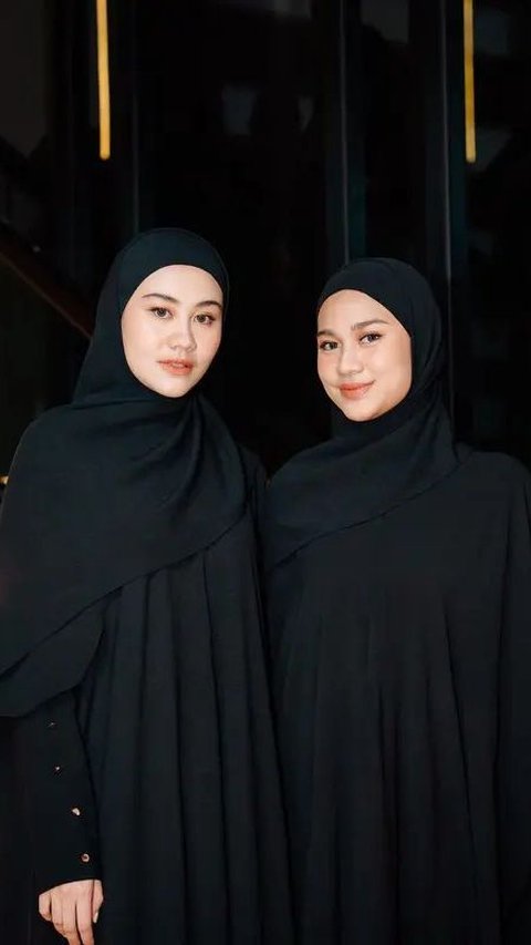 Called Approaching Friends Fuji! 8 Portraits of Aaliyah Massaid & Azizah Salsha Wearing Matching Outfits Like Twin Children