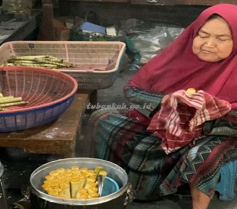 Mencicipi Dumbek Khas Tuban, Kue Bercita Rasa Legit yang Banyak Diburu saat Ramadan dan Lebaran