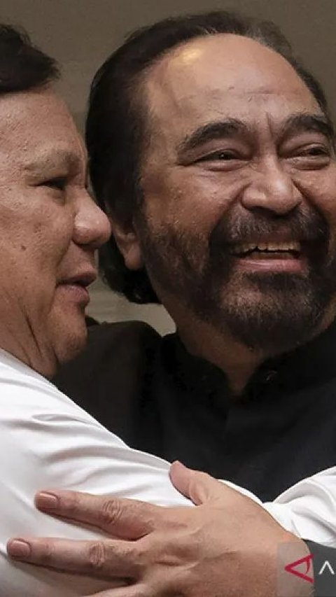 Momen Akrab Surya Paloh Sambut Prabowo, Siapkan Karpet Merah dan Gandengan Tangan