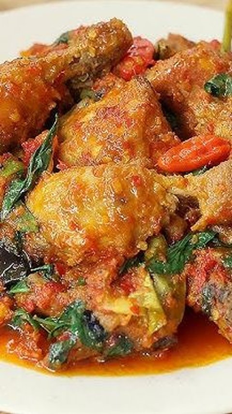 1. Ayam Rica-Rica Kemangi Pedas Gurih