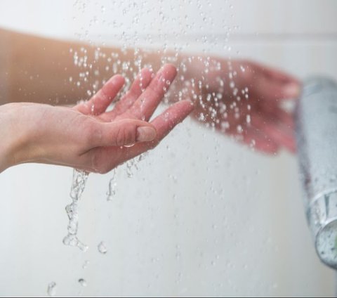 Morning vs Night Shower, Which is Better? This is What the Expert Says