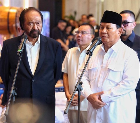 FOTO: Kemesraan Surya Paloh dan Prabowo Bertemu di Markas NasDem, Diwarnai Ucapan Selamat dan Ajakan Gabung Koalisi