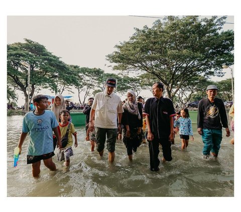 Setelah Jokowi, Giliran Ganjar Pranowo Kunjungi Korban Banjir Demak