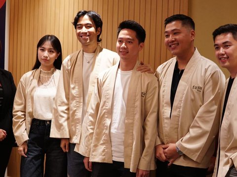 Kevin Sanjaya and Vidi Aldiano Cooperate to Build a Food Business