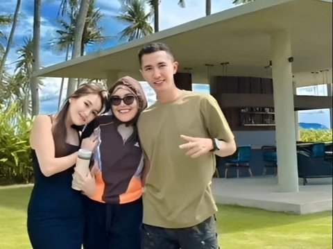 Berseragam Loreng, Potret Calon Suami Ayu Ting Ting Lagi Tugas Wajahnya Dibilang Beda