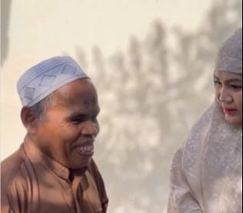 Inspirational Story of Muhammad Rifai, Blind Muezzin Gifted with Umrah