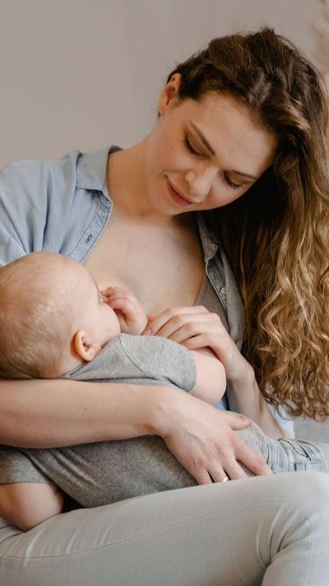 Tak Perlu Ngoyo, Ini Tips Ibu Menyusui Aman Berpuasa dan Bayi Tetap Sehat