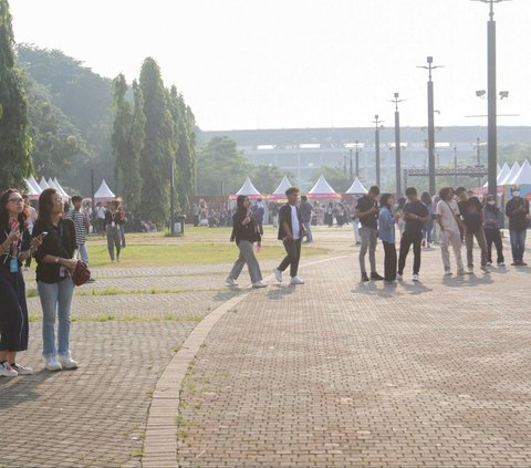 FOTO: Antusiasme Pengunjung di Hari Kedua KapanLagi Buka Bareng BRI Festival 2024, Sederet Booth Menarik Dipenuhi Antrean