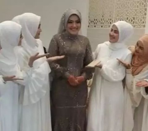 Keponakan Mendiang Istri