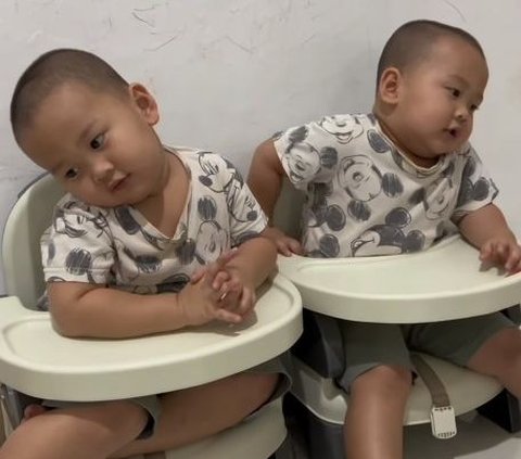 Twin Kids Learn the Indonesian National Anthem, Their Comment is So Innocent: 