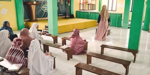 Fokus ke Pendidikan dan Pola Asuh Anak, Pasutri Ini Ciptakan AI Santri