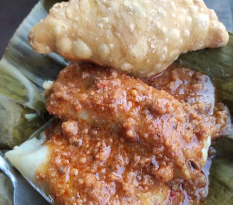 Mengenal Takjil Unik Asli Bandung Lontong Banjur, Legendaris Sejak 1920