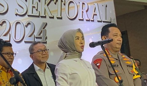 Pemerintah memprediksi puncak arus mudik tahun 2024 terjadi pada tanggal 5 April 2024.<br>