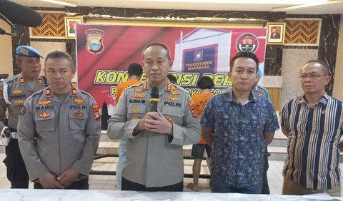 Tiga tahanan Kepolisian Sektor Mariso Makassar yakni MIA (21), MRA (29), dan S (23) kembali ditangkap personel Unit Kejahatan dan Kekerasan Kepolisian Resor Kota Besar Makassar.<br>