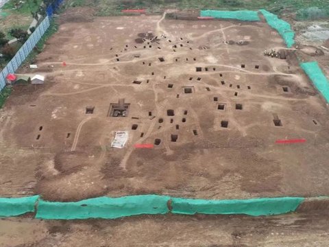 Arkeolog Temukan 174 Makam dari Zaman Peperangan China Kuno, Berisi Kereta Kencana dan Kerangka Kuda