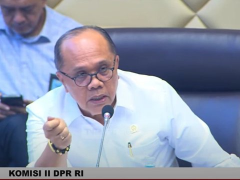 Mimik Serius AHY saat Rapat Perdana di DPR, Dicecar Junimart soal Pejabat BPN Tersandung Hukum