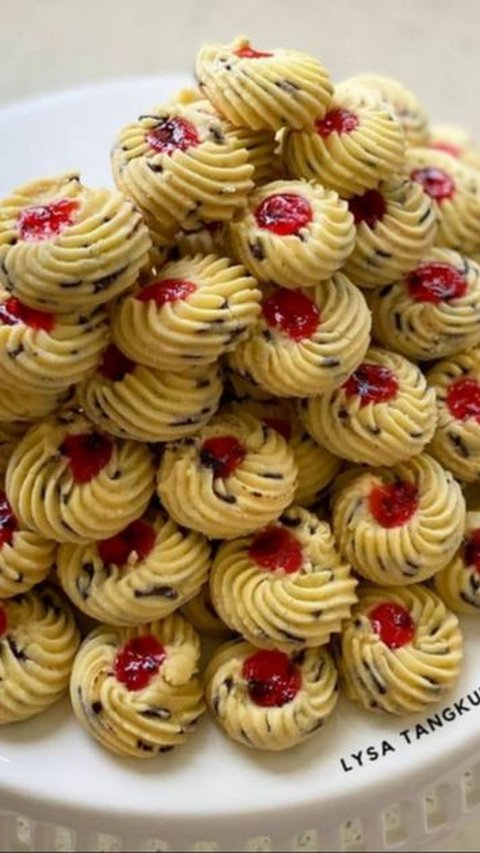 5. Ide Kue Lebaran Modern Kekinian: Swiss Choco Berry Cookies<br>