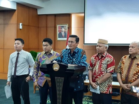 KPK Panggil Wakil Ketua MPR Fadel Muhammad jadi Saksi Kasus Korupsi APD Kemenkes