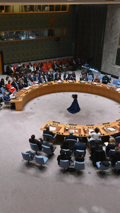 Ini menjadi pertama kalinya Dewan Keamanan PBB menuntut gencatan senjata dalam pertempuran Israel dan Hamas di Jalur Gaza yang meletus sejak 7 Oktober 2023. Angela Weiss/AFP