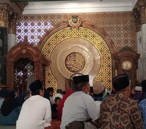 Potret Masjid Agung Bangkalan, Masjid Pertama yang Didirikan Sultan Keraton untuk Masyarakat