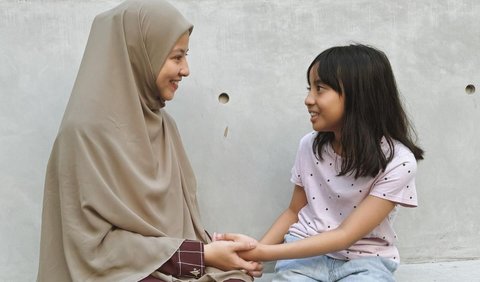 Natasha Rizky  juga mengunggah foto kebersamaan dengan Megumi. Natasha Rizky menuliskan pesan bijak untuk anak sulungnya tersebut.<br>