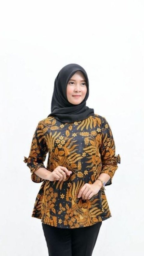 <b>Blouse Batik Formal Artodomoro</b>