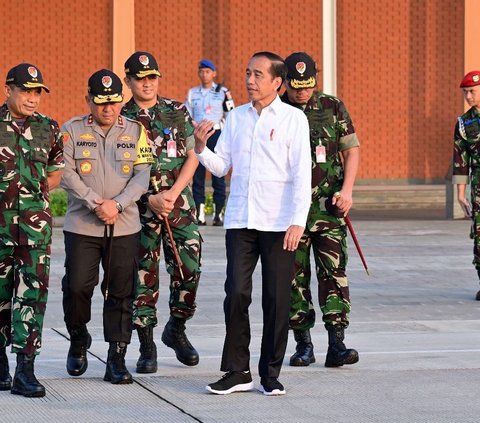 Jokowi Resmikan Bandara Mutiara SIS Al-Jufri yang Rusak Akibat Gempa Palu