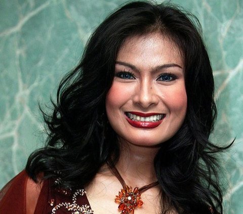 Iis Dahlia