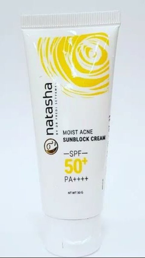 8. Moist Acne Sunblock Cream SPF 50+ PA++++<br>