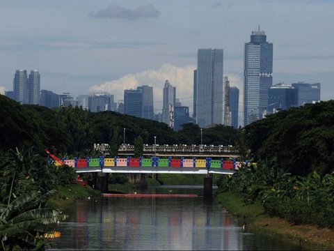 FOTO: Potret Kanal Banjir Timur, Pelindung Jakarta dari Luapan Aliran Kali Ciliwung