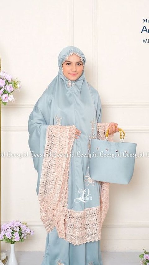 <b>Leesy.id: Mukena Bordir Motif Armany</b>