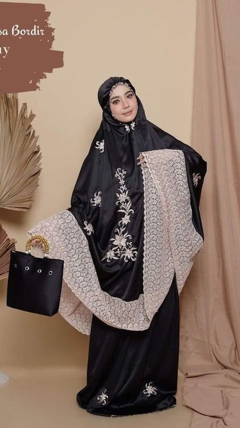 <b>Mukena Bordir Motif Armany By Leesy.id</b><br>