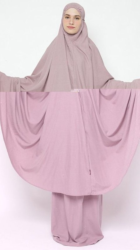 Rekomendasi merek mukena rayon dengan kualitas terbaik untuk lebaran 2024 yang bakal bikin kamu nyaman dan makin cantik.