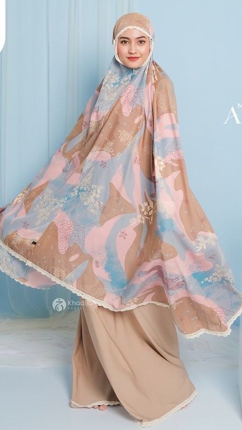 Rekomendasi mukena berbahan rayon dengan kualitas terbaik yang nyaman digunakan dengan desain kekinian.