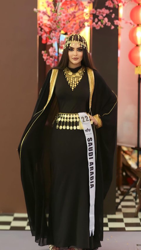 Sebelum terpilih mewakili Arab Saudi di ajang Miss Universe, Rumy telah mengikuti banyak ajang kecantikan lain