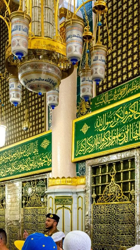 Tak Cuma Jemaah Haji & Umrah dari Indonesia, Warga Saudi Hanya Bisa Ziarah ke Raudhah 1 Kali Setahun