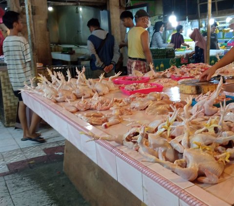 Harga Ayam Naik Jelang Lebaran, Kemendag Salahkan Pedagang Perantara karena Ambil Untung Terlalu Besar