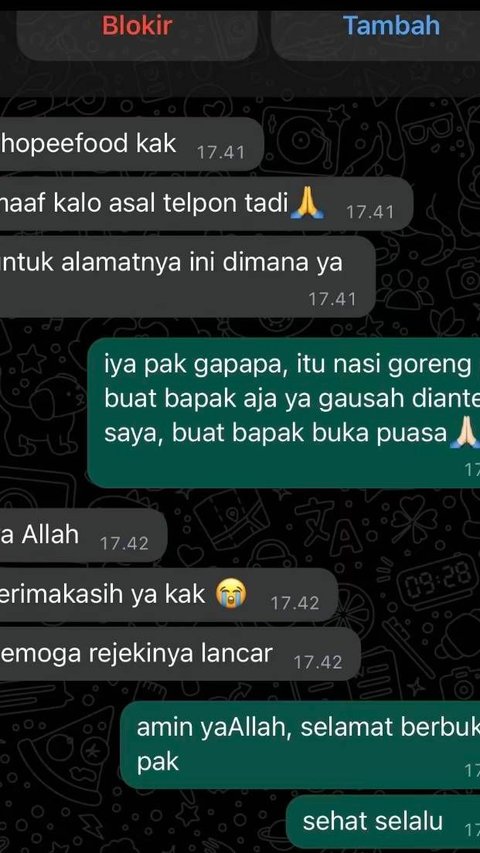 Wanita Ini Beri Makanan Buka Puasa untuk Pengemudi Ojol yang Terima Pesanannya, Aksinya Tuai Pujian Warganet