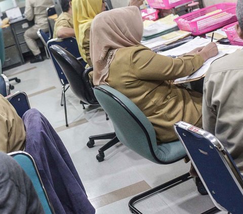 Cek Rekening, THR PNS dan Pensiunan Sudah Ditransfer