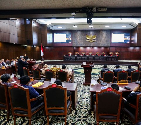 FOTO: Sidang Sengketa Pilpres, Tim Hukum Ganjar-Mahfud Tuntut Pemilu Ulang Tanpa Prabowo-Gibran