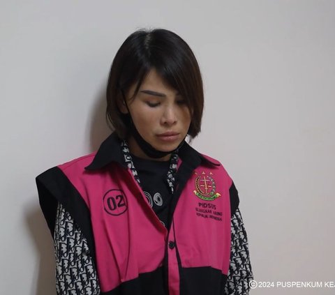 Luxurious Style of Helena Lim After Becoming a Suspect in Tin Corruption, Wearing Rp24 Million Dior Dress Wrapped in Prison Vest