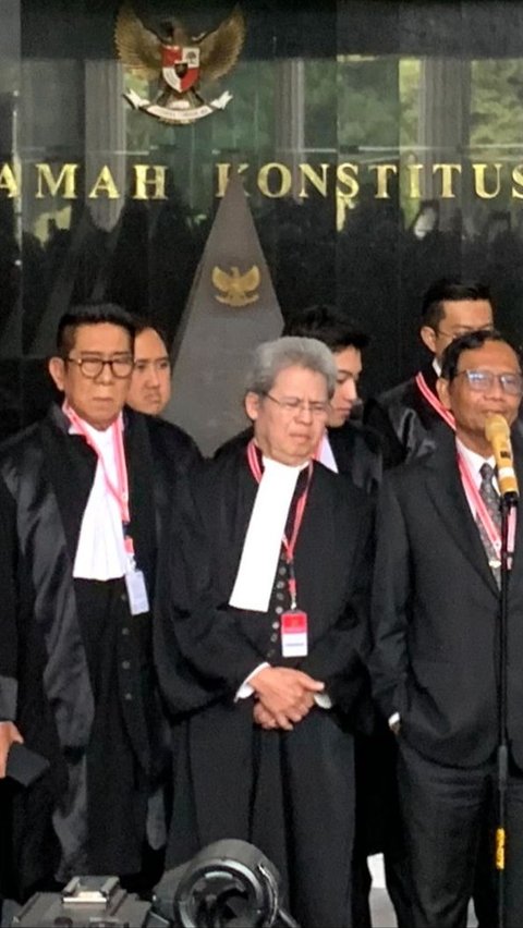 Besok, MK Bakal Gabung Keterangan Kubu Anies-Cak Imin dan Ganjar-Mahfud dalam Sidang Lanjutan Sengketa Pilpres 2024