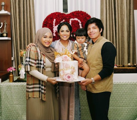 This is the Price of Krisdayanti's Watch Given by Aurel Hermansyah and Atta Halilintar as a Birthday Gift
