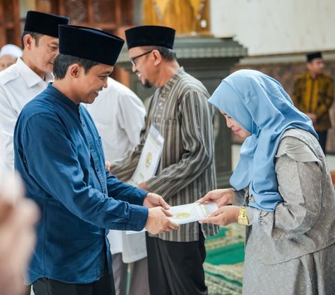 Dukung Deradikalisasi, Wamen Raja Juli Sertifikasi Tanah Pesantren Keluarga Amrozi