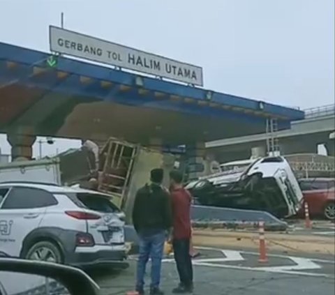 Penjelasan Lengkap Dirut Jasa Raharja soal Asuransi Korban Kecelakaan Beruntun di Gerbang Tol Halim