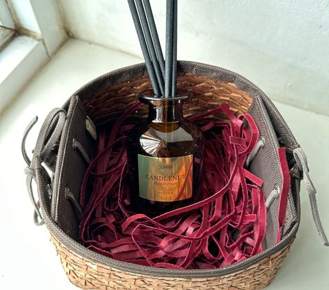 Create a Warmer Atmosphere at Home with Sweet Aroma Reed Diffuser