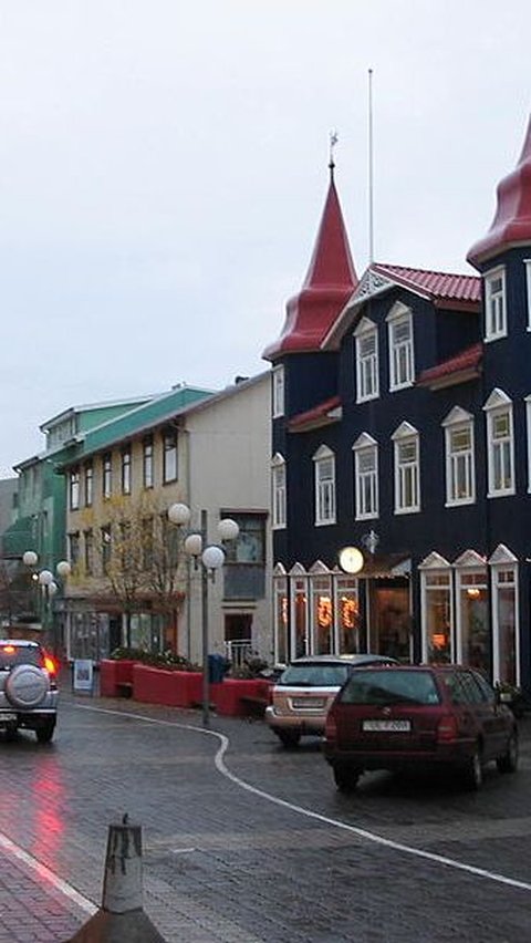 3. Islandia