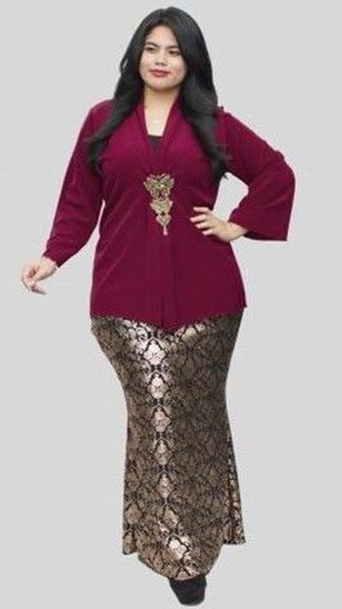 Kebaya Model Encim from Betawi 