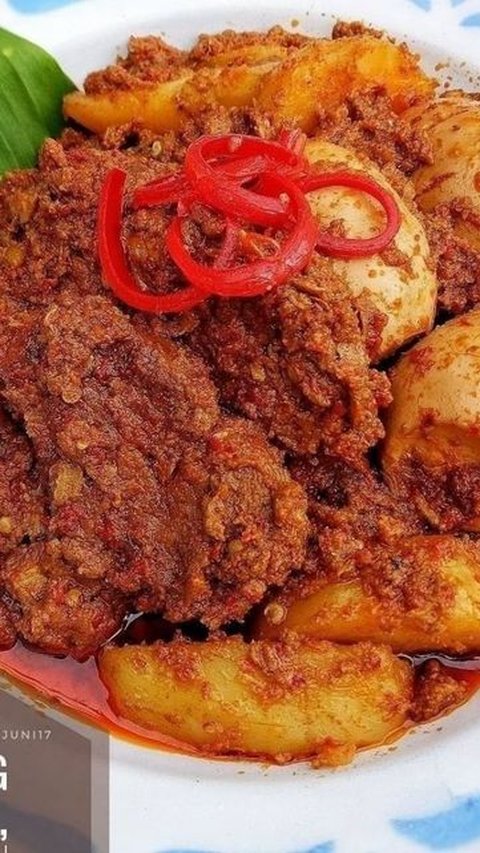 2. Resep Rendang Daging Sapi Telur & Kentang<br>