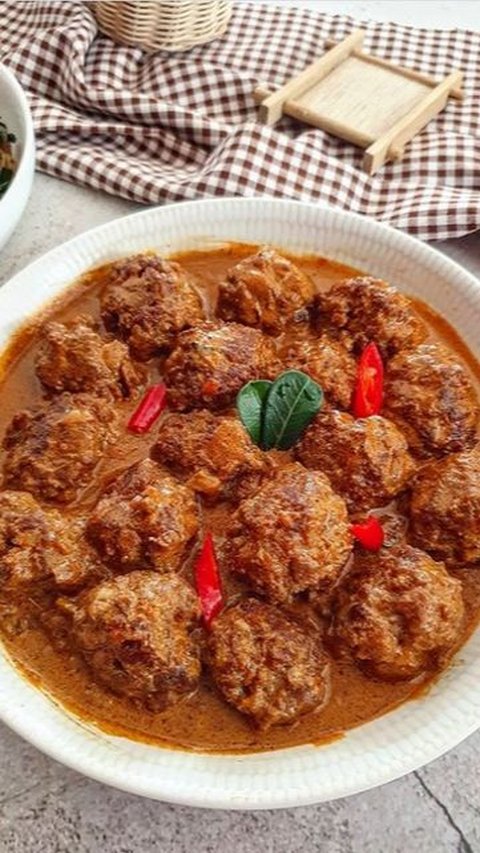 5. Resep Rendang Daging Sapi Bola-Bola<br>